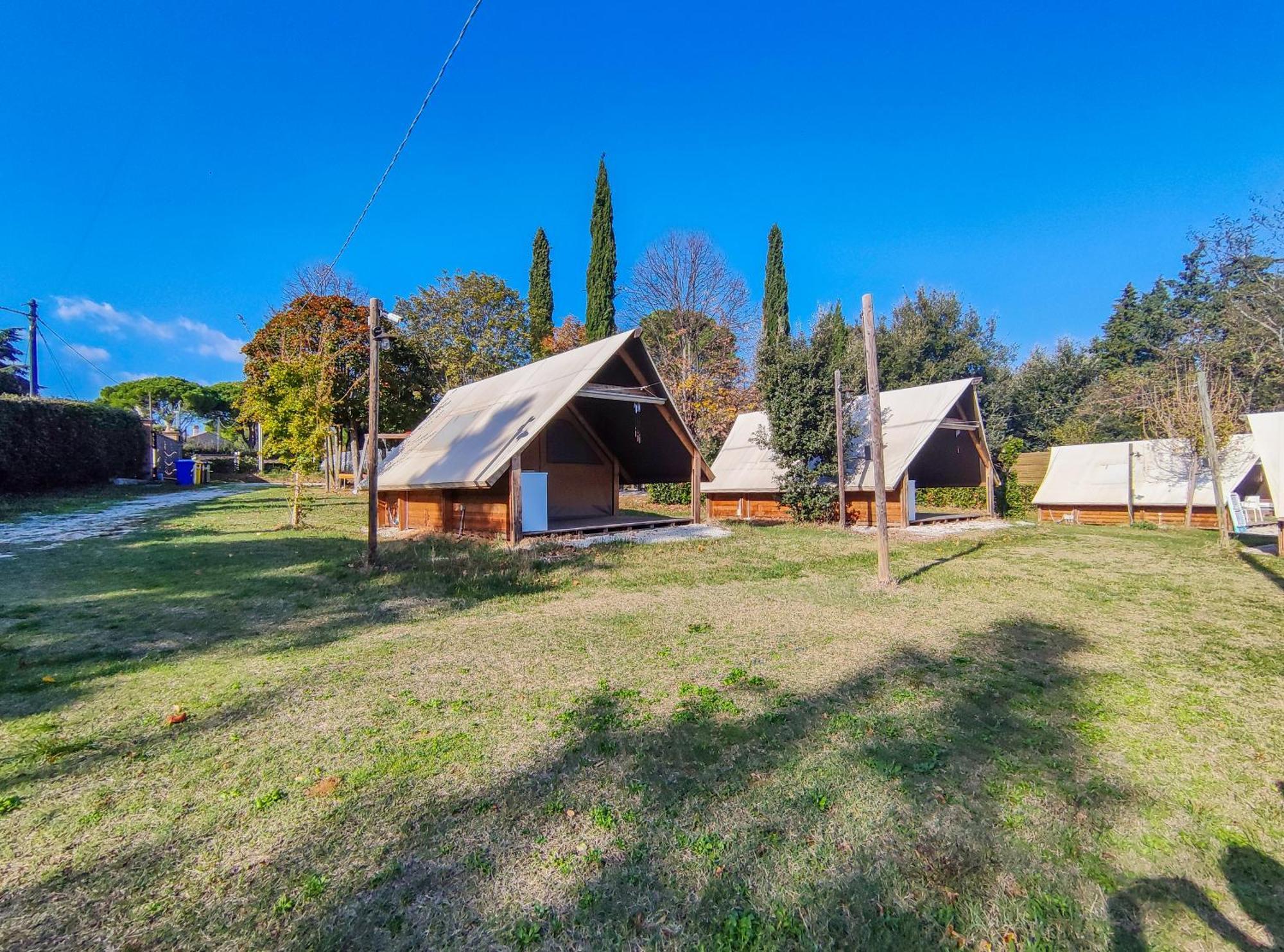 Poggio Imperiale Marche - Apartments & Glamping & Bubble Rooms Civitanova Marche Room photo